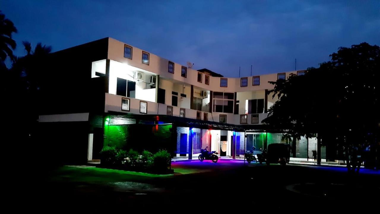 Kanora Lake Resort ماهاراغاما المظهر الخارجي الصورة